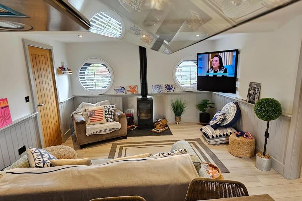 Humberston Boathouse Lodge & Hot Tub - Cleethorpes Beach Cabin Chalet Dış mekan fotoğraf